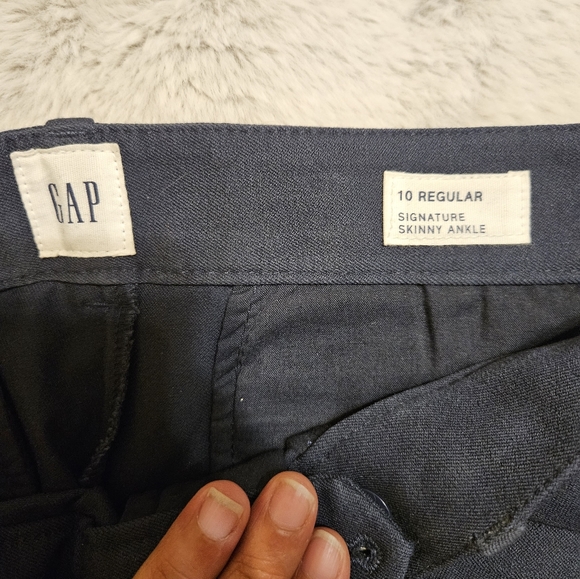 GAP signature skinny ankle pants - Picture 2 of 3